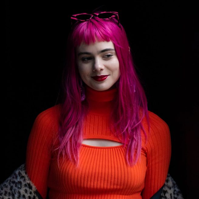 Singer songwriter Girli