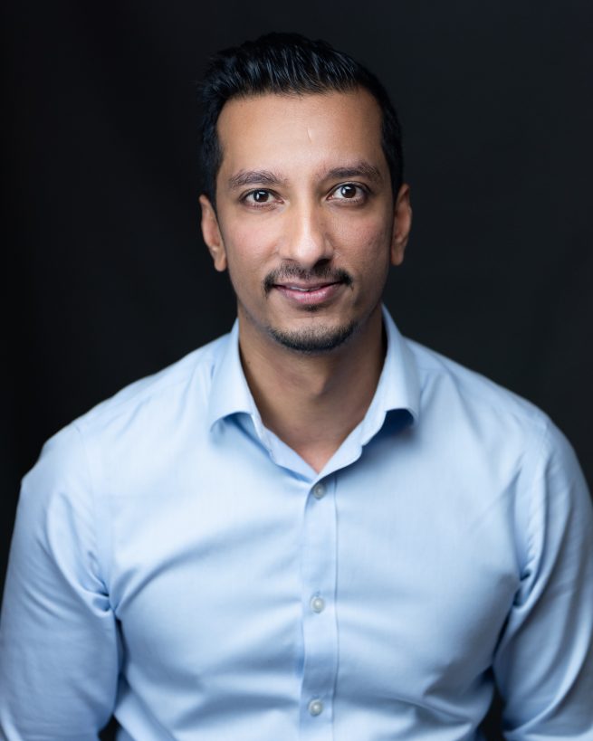 Professional headshot of business owner and Chiropractor, based in Richmond Upon Thames