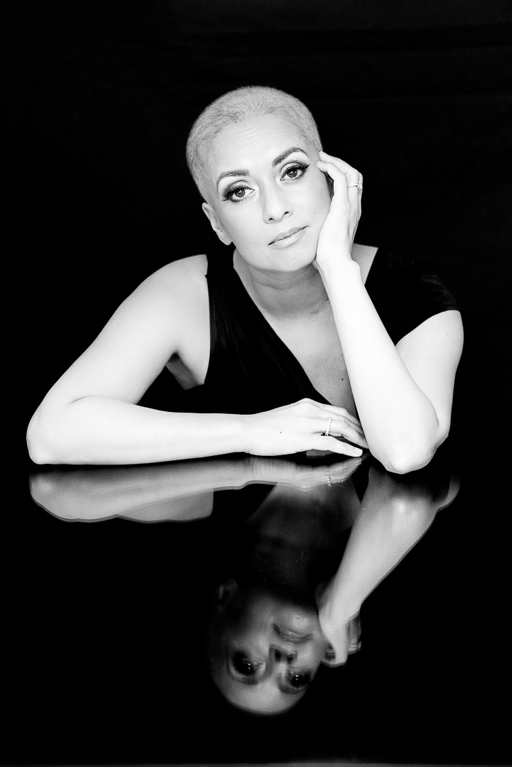 Portrait of blogger Shazia Calvert Davies